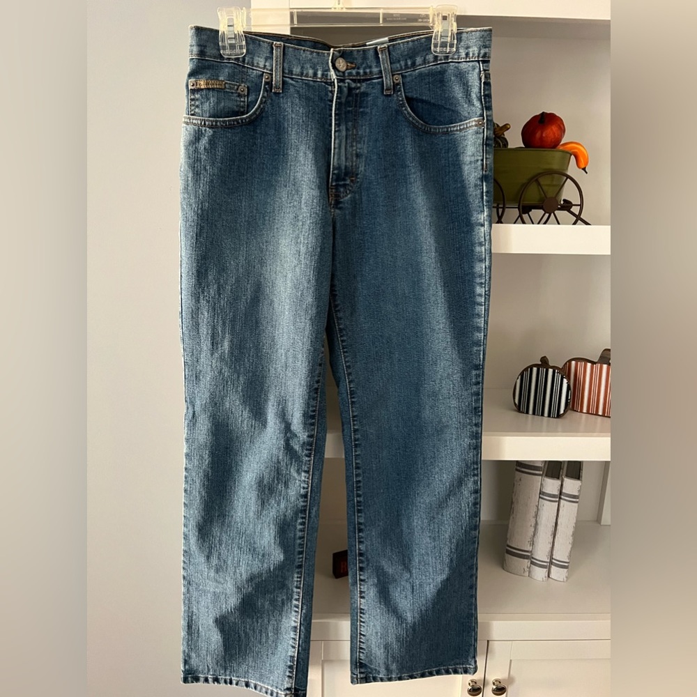 Ladies NWT Calvin Klein Bootcut jeans